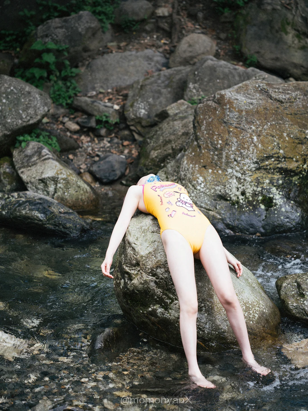 NAGISA魔物喵_25年8月1000日元订阅_夏の小川_72P_160MB tg@simisebaisi 【丝足阁】003.webp